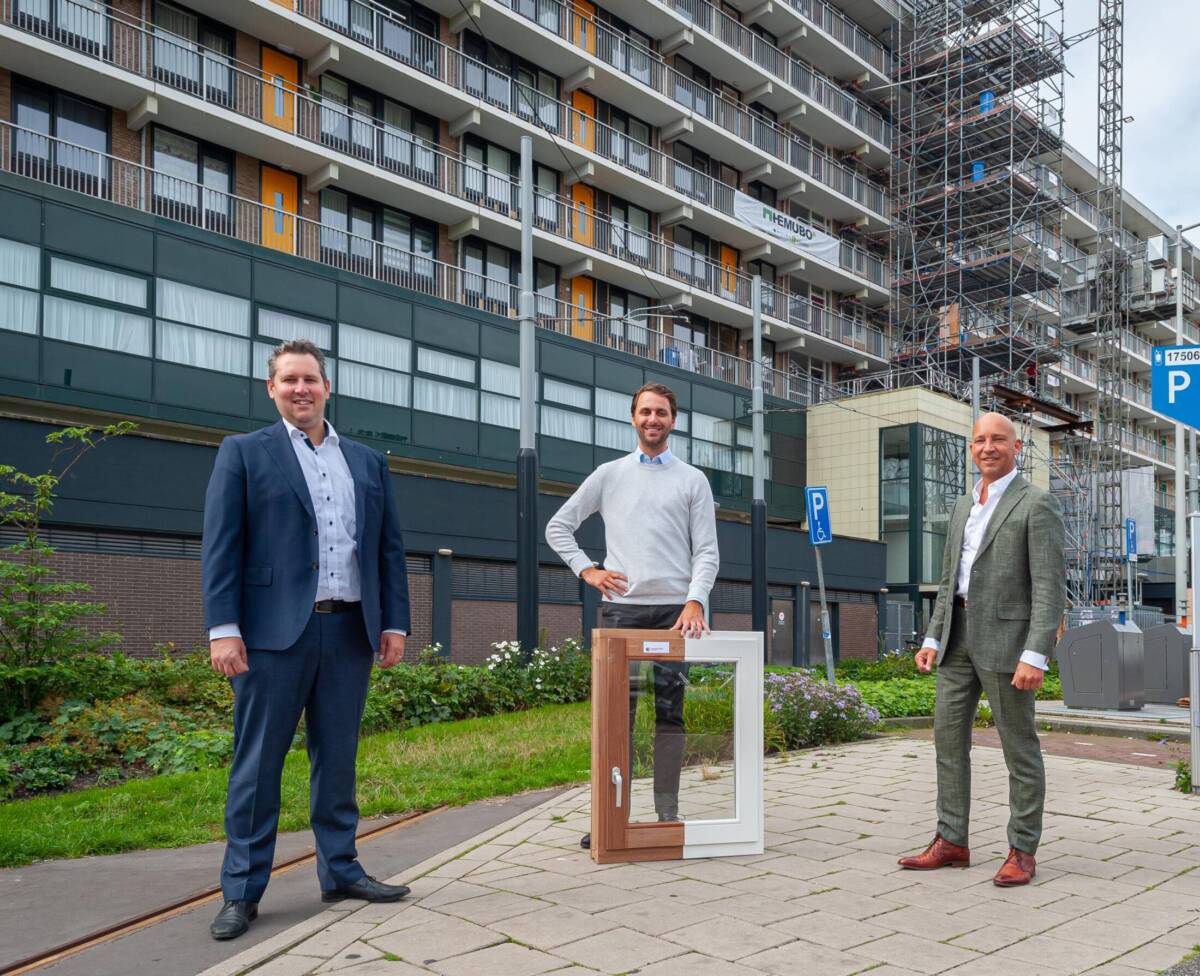 Stadgenoot en Hemubo hergebruiken sloophout als circulaire kozijnen