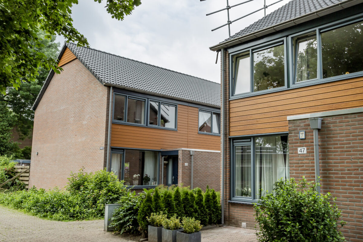 Onderhoud en verduurzaming van 116 woningen in Waddinxveen