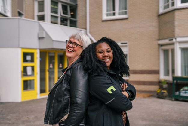 Artikel Huizen WOONZORG NEDERLAND EN HEMUBO WERKEN SAMEN VOOR DE BEWONERS!